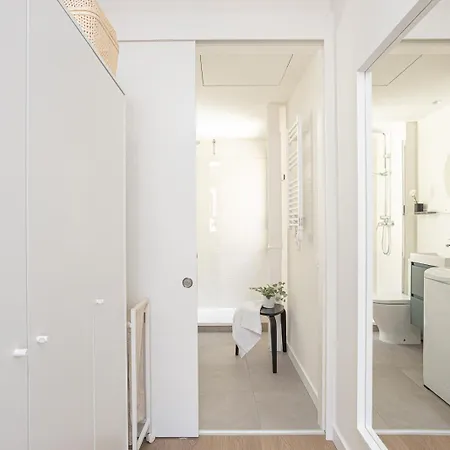 Modern 1 Bedroom Near Drassanes * Barcelona