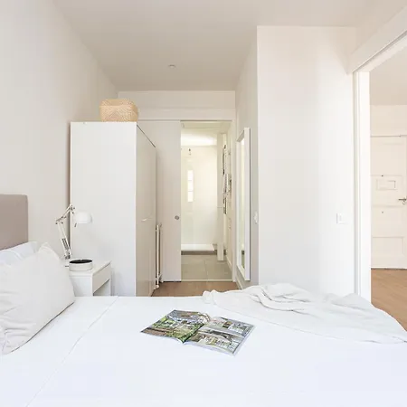 Apartment Modern 1 Bedroom Near Drassanes *